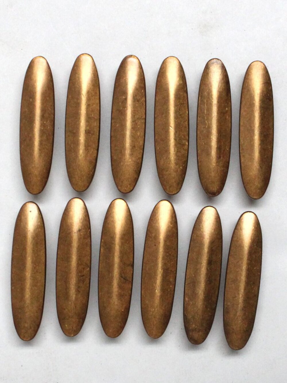 Goo-Ki Art & Design Professional Hardware 12 Piece Antique Brass Pulls